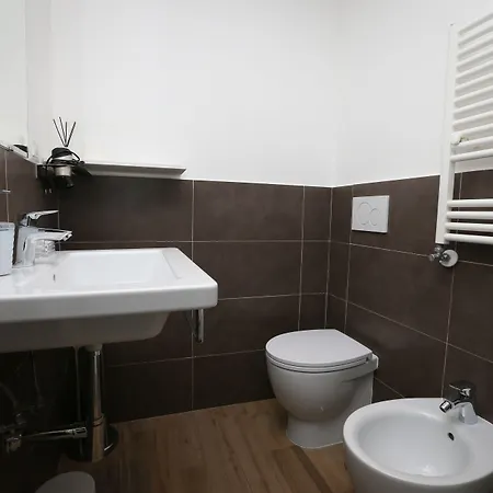 Vatican Garden Bed & Breakfast 4*